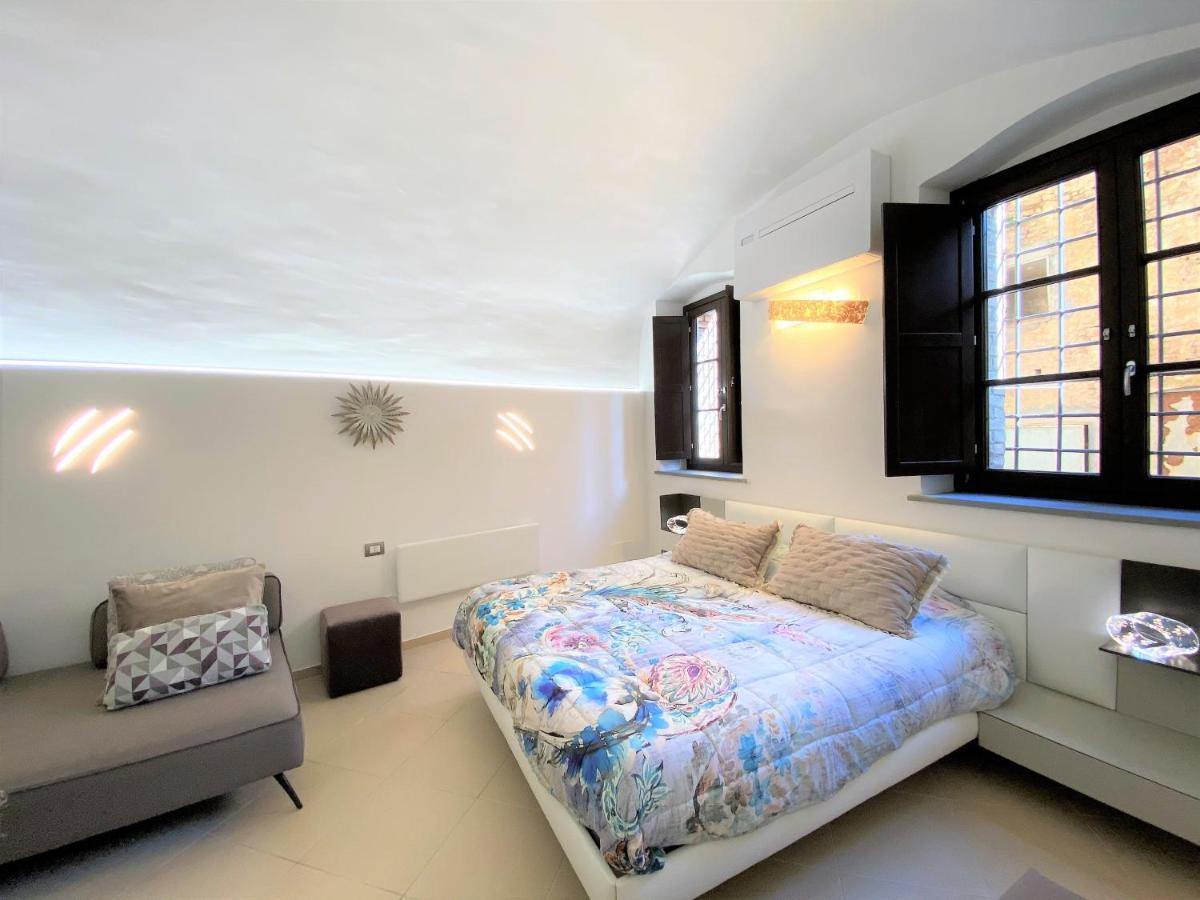 Violante House-Appartamento In Centro Storico Sienne Extérieur photo